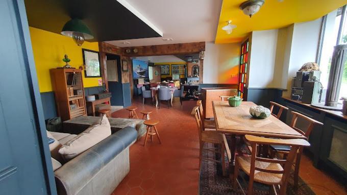 Au Petit Quinquin Céaux Exterior foto